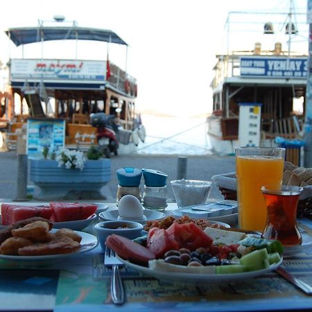 Villa Dedem Hotel Foça Buitenkant foto