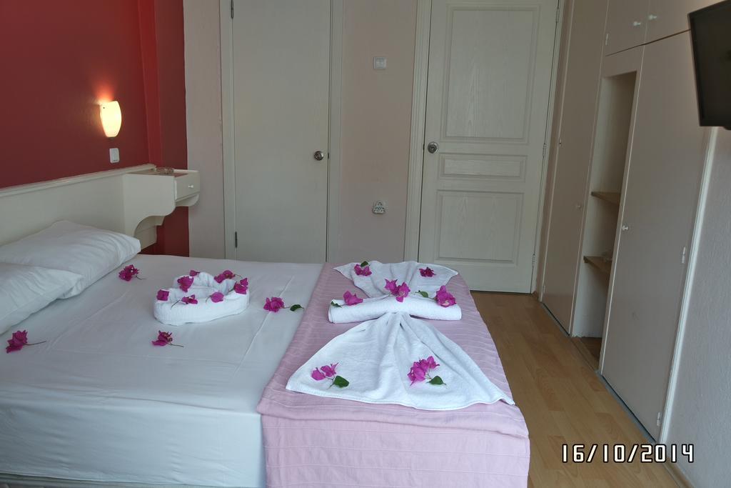 Villa Dedem Hotel Foça Kamer foto